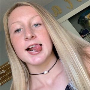 Meet your Posher, Alaina